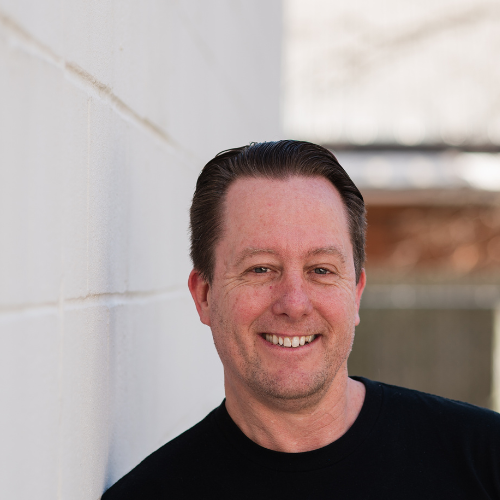 Leon Beeloo - Local brand Expert